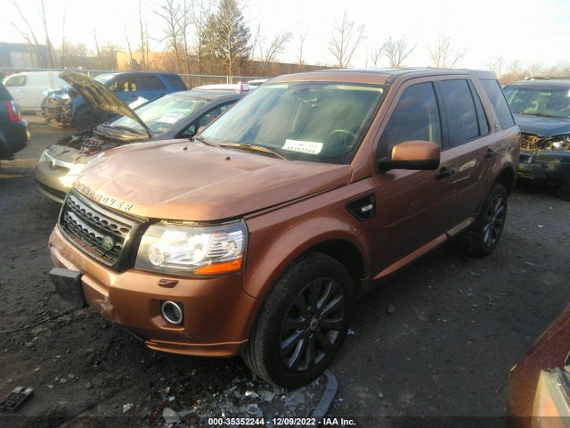 Land Rover LR2 2014 SALFR2BG3EH412517 Image 2