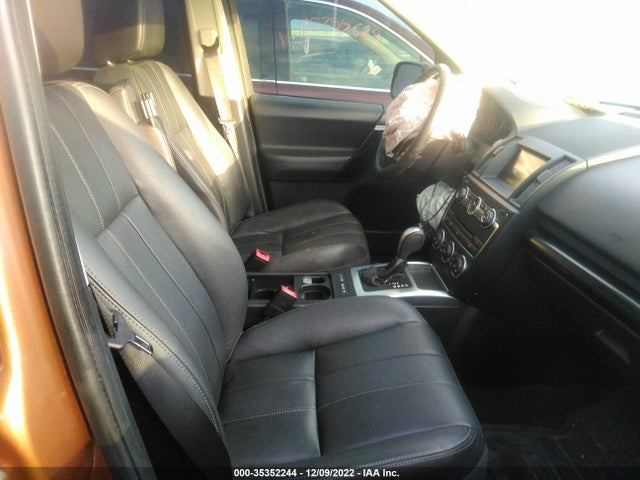 Land Rover LR2 2014 SALFR2BG3EH412517 Image 6
