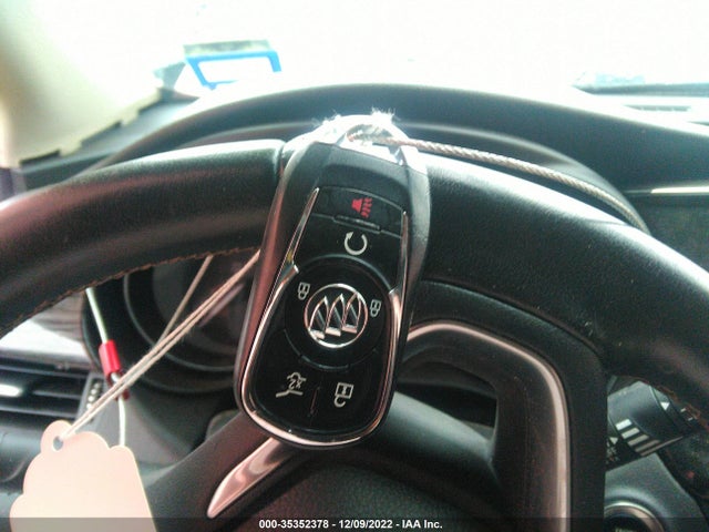 2018 Buick Envision, VIN: LRBFX1SA5JD026359