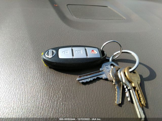 5N1AR2MN2EC677953 Nissan Pathfinder S