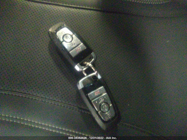 2022 Ford Mustang, VIN: 3FMTK3SS2NMA37039