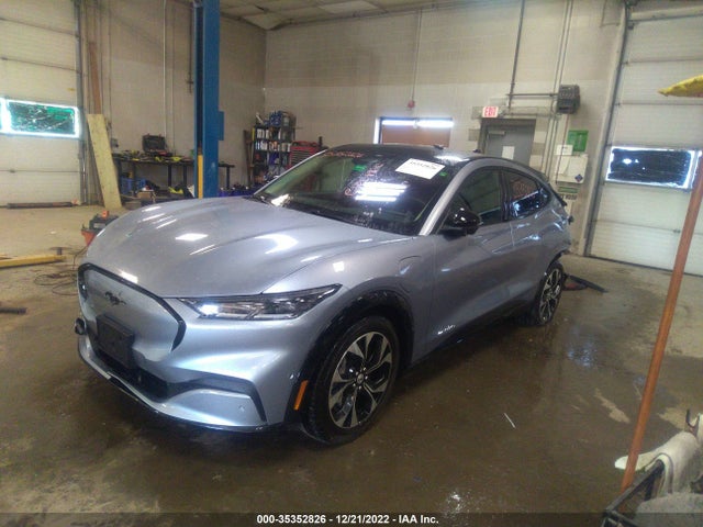 2022 Ford Mustang, VIN: 3FMTK3SS2NMA37039