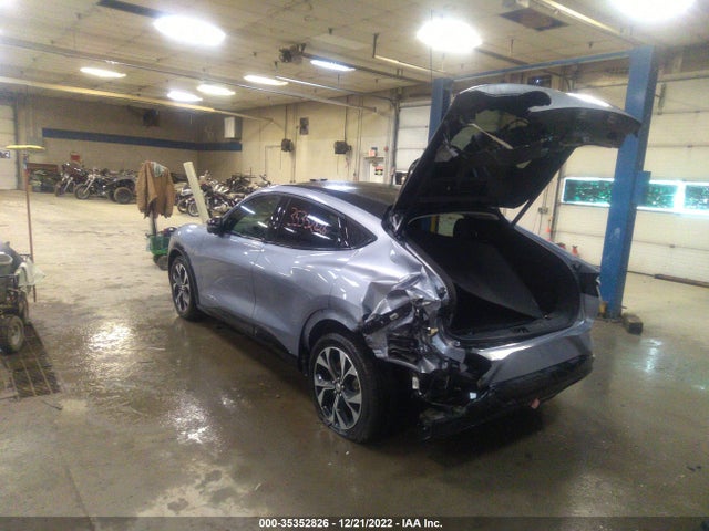 2022 Ford Mustang, VIN: 3FMTK3SS2NMA37039