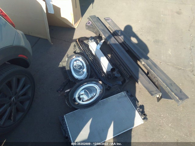 2021 Mini Hardtop, VIN: WMWXU9C04M2P46123