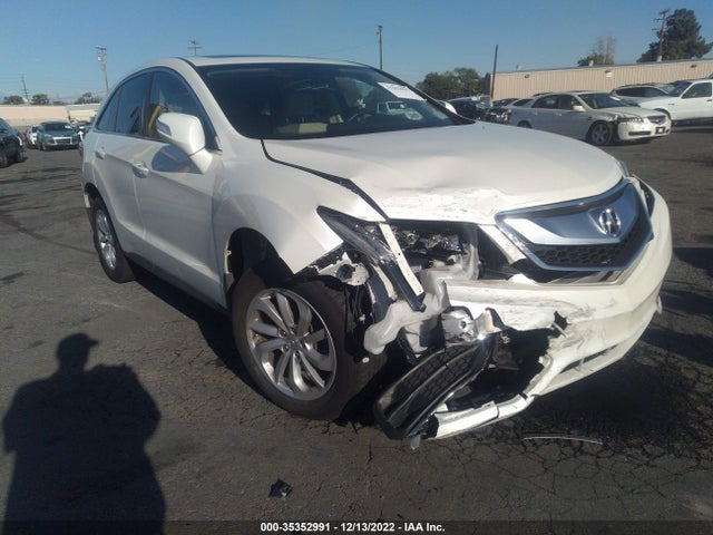 2016 Acura RDX, VIN: 5J8TB3H3XGL000184