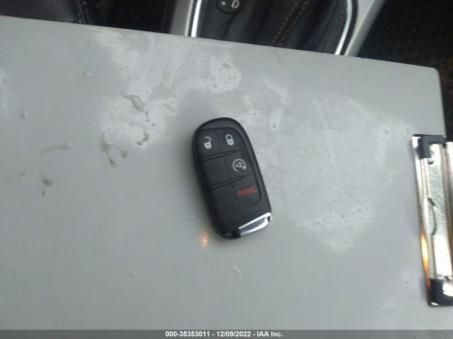 2017 Jeep Compass, VIN: 3C4NJDBB2HT664761