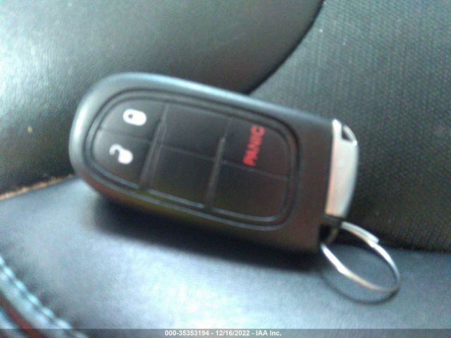1C4PJMLB0KD273614 Jeep Cherokee