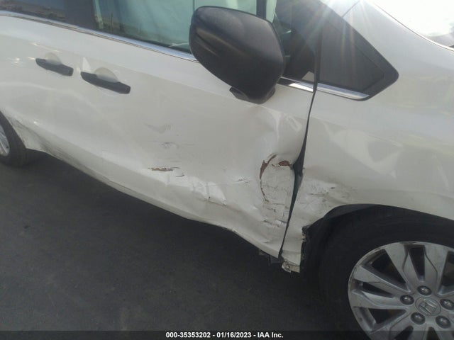 Honda Odyssey 2018 5FNRL6H23JB038476 Image 7