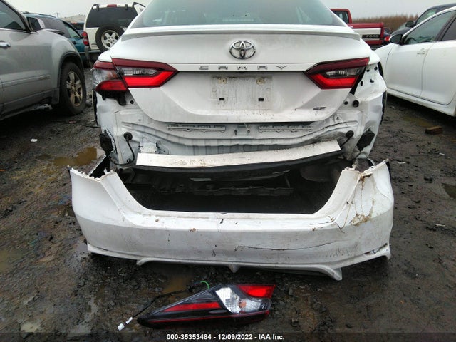 Toyota CAMRY SE 2022 4T1G11AK6NU625774 Image 4
