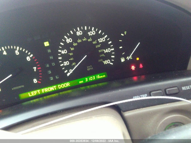 JT8BH28F3X0148853 Lexus LS 400 LUXURY SDN