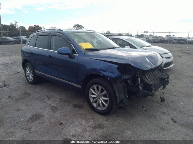 2016 Volkswagen Touareg, VIN: WVGEF9BP3GD010118