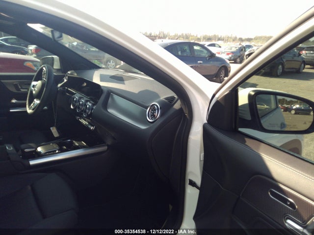 2022 Mercedes-Benz GLA-Class, VIN: W1N4N4HB5NJ414384