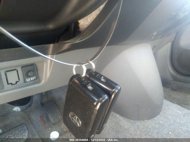 2008 TOYOTA PRIUS VIN: JTDKB20U987778298