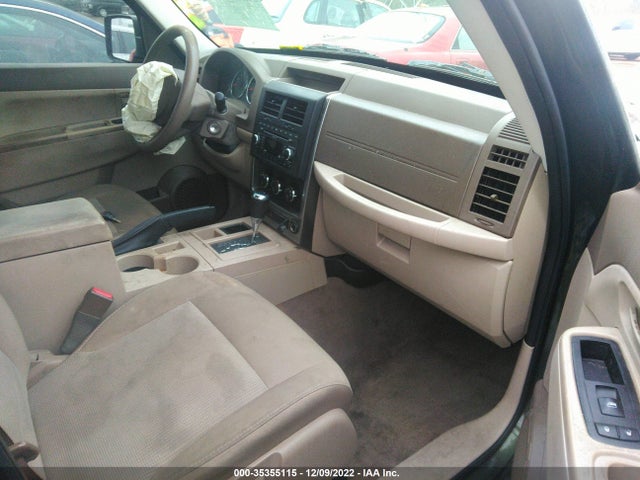 2008 JEEP LIBERTY SPORT VIN: 1J8GP28K18W272389