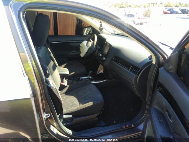 JA4AD2A31LZ018319 Mitsubishi Outlander Es