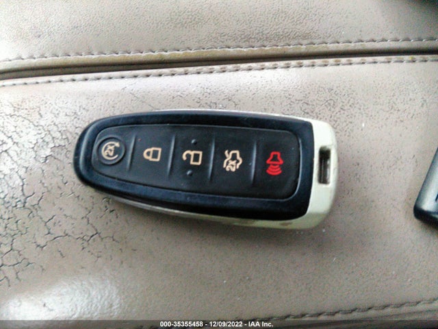 Lincoln MKX 2011 2LMDJ8JK7BBJ07397 Image 3