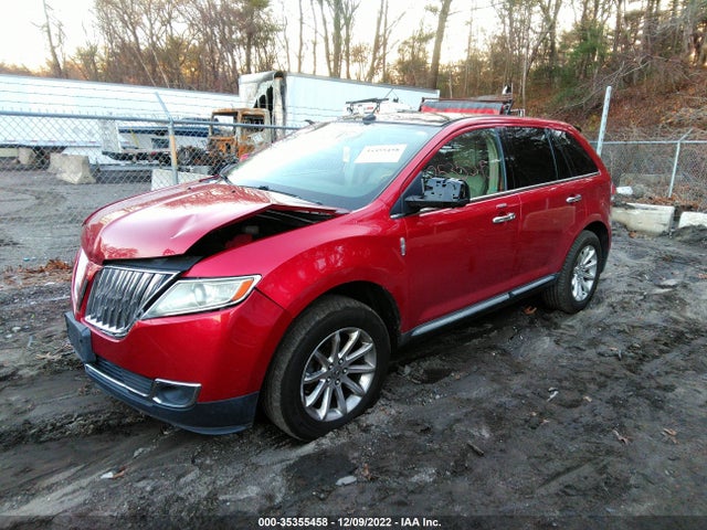 Lincoln MKX 2011 2LMDJ8JK7BBJ07397 Image 2