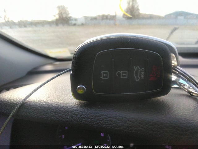Hyundai Sonata 2.4l 2017 5NPE24AF0HH575837 Image 3
