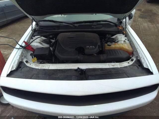 2016 Dodge Challenger, VIN: 2C3CDZAG5GH158202