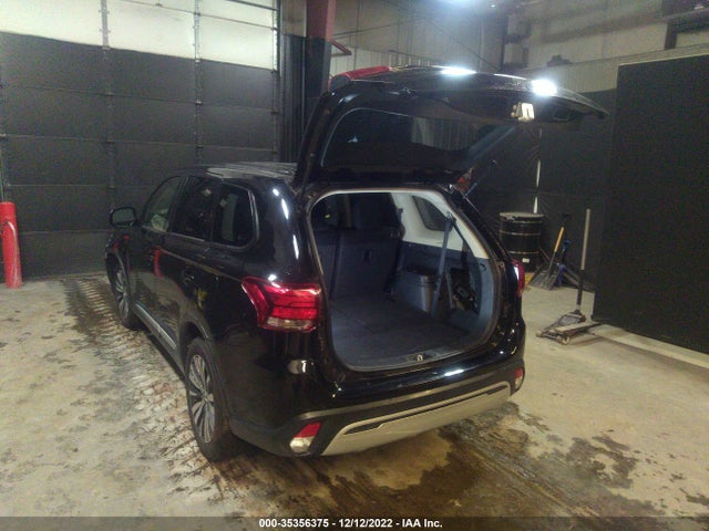 JA4AD2A39KZ025470 Mitsubishi Outlander Es
