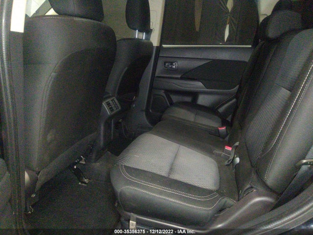 JA4AD2A39KZ025470 Mitsubishi Outlander Es