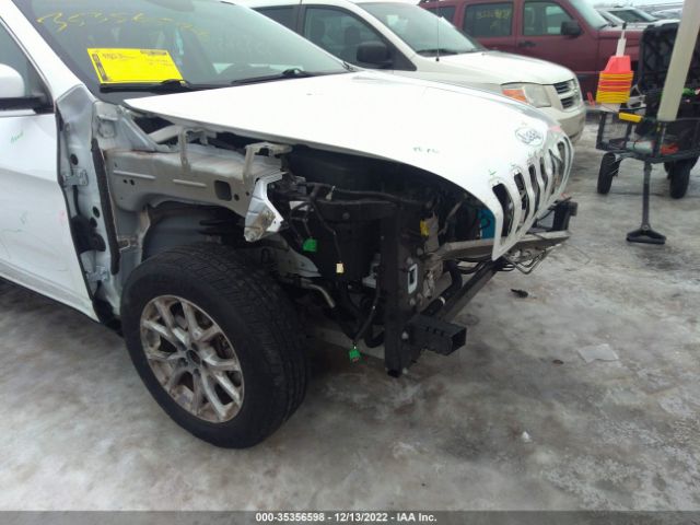 1C4PJMCB4JD501337 Jeep Cherokee Latitude