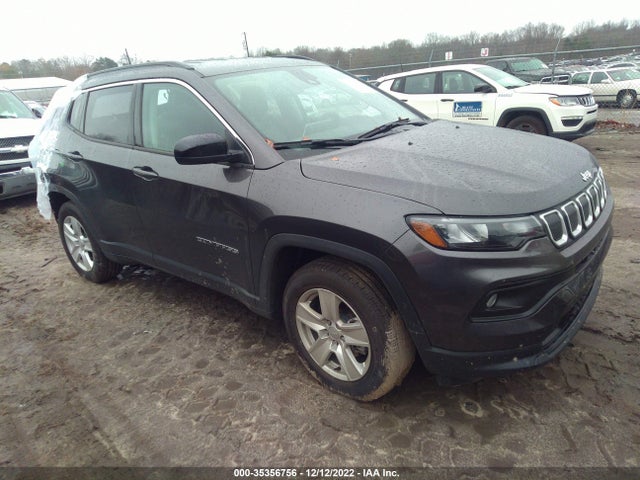 2022 Jeep Compass, VIN: 3C4NJCBB3NT139715