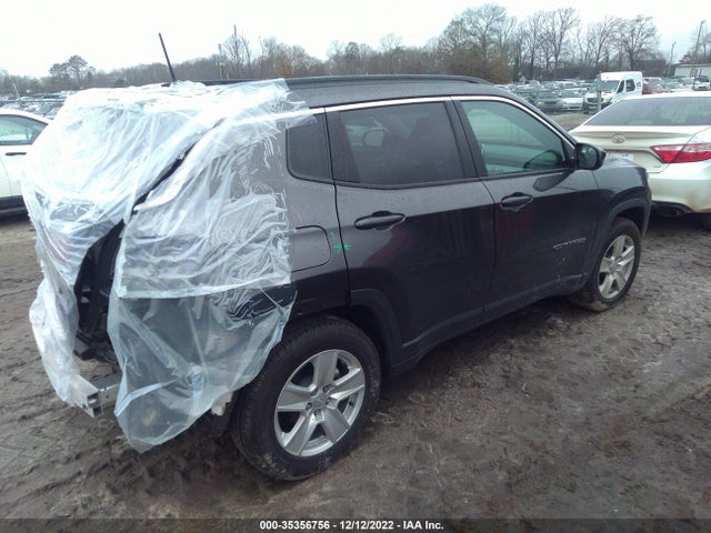 2022 Jeep Compass, VIN: 3C4NJCBB3NT139715