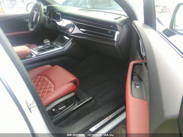2022 Audi SQ7, VIN: WA1AWBF76ND000596
