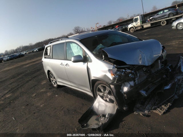 2019 TOYOTA SIENNA SE VIN: 5TDXZ3DC2KS974170