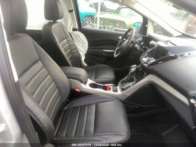 2015 Ford C-Max, VIN: 1FADP5CU4FL122186