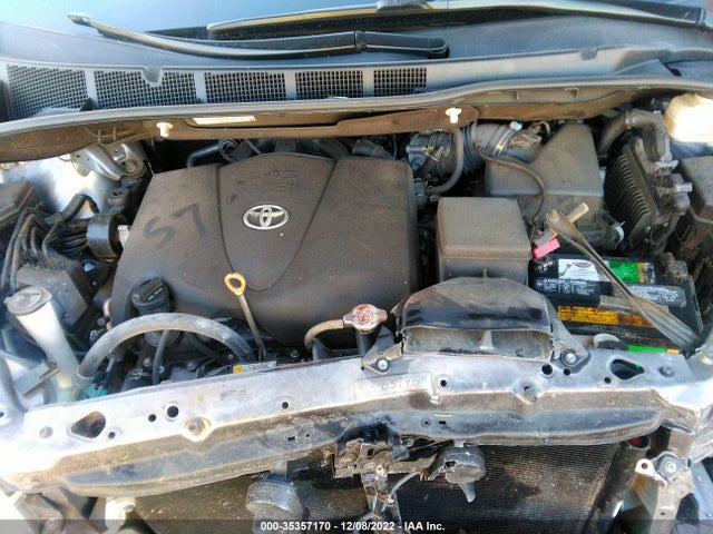 2018 Toyota Sienna, VIN: 5TDKZ3DC8JS920963