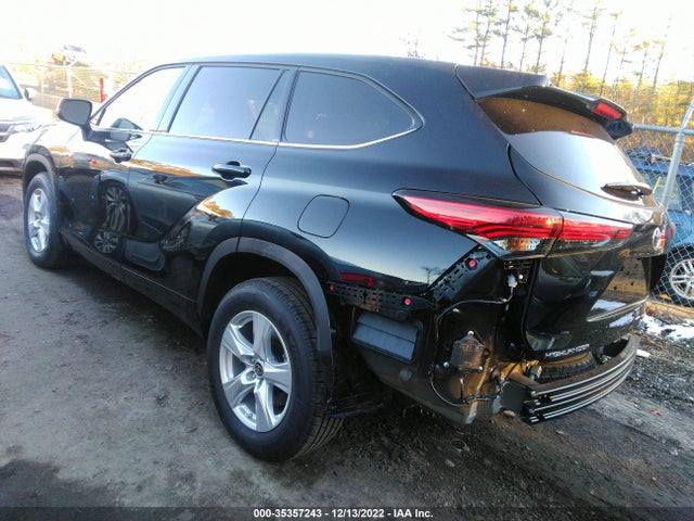 2022 Toyota Highlander, VIN: 5TDBZRBH2NS591880