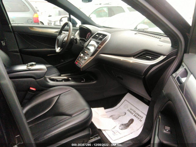 2016 Lincoln MKC, VIN: 5LMCJ1D90GUJ21549