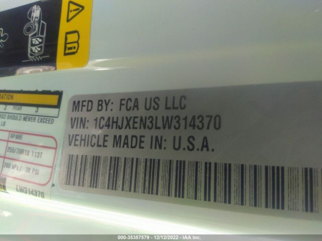 1C4HJXEN3LW314370 Jeep Wrangler Unlimited Sahara Altitude