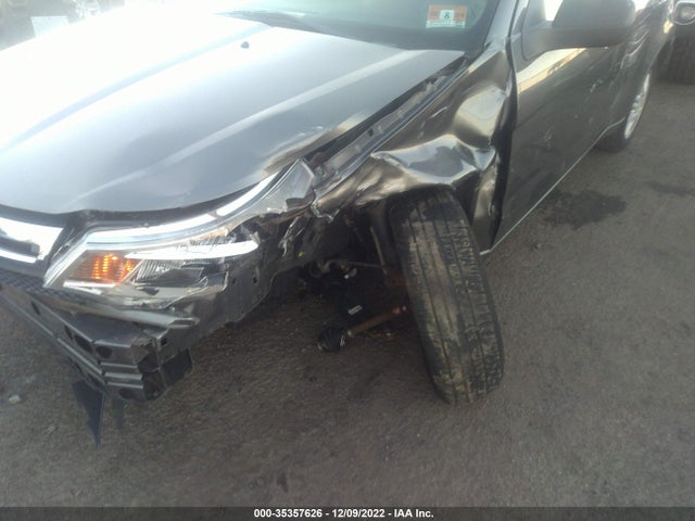 2010 FORD FOCUS SE VIN: 1FAHP3FN5AW285138