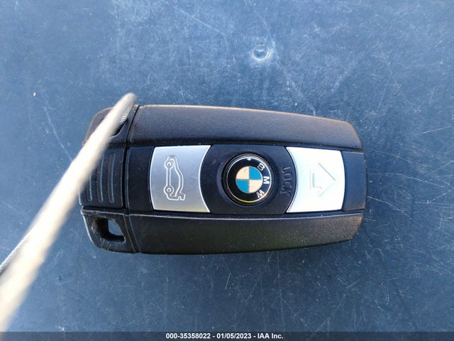 2013 BMW X1 28I VIN: WBAVM1C54DVW44257