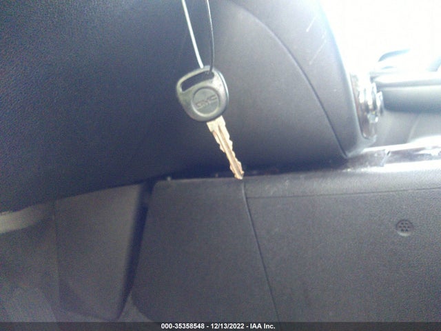 GMC YUKON DENALI 2009 1GKFK03299R200776 Image 3