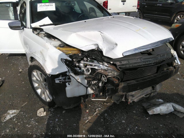 Chrysler 200 2014 1C3CCBCG9EN199072 Image 8