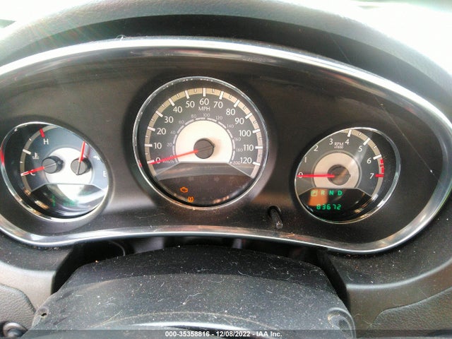 Chrysler 200 2014 1C3CCBCG9EN199072 Image 9