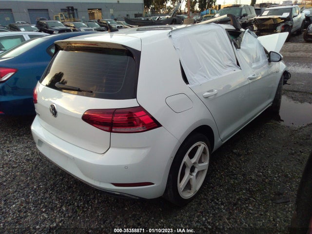 2017 Volkswagen Golf, VIN: WVWPR7AU8HW953904
