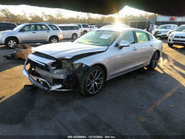 LVY982AK2JP026404 Volvo S90 Momentum