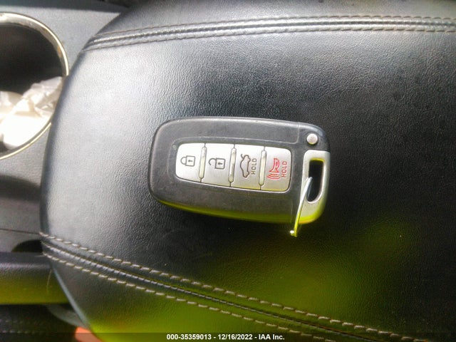 2014 Hyundai Genesis, VIN: KMHHT6KD0EU121524