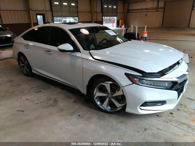 2018 Honda Accord, VIN: 1HGCV1F97JA196705