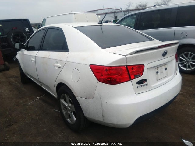 2013 KIA FORTE EX VIN: KNAFU4A27D5722688