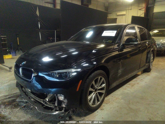 BMW 320i Xdrive 2018 WBA8A3C55JA505033 Image 2