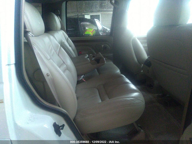 Cadillac Escalade 2000 1GYEK63R6YR214411 Image 9