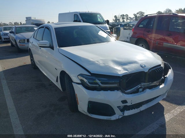 BMW 5 Series 530e 2022 IAAI WBA13AG06NCH76503