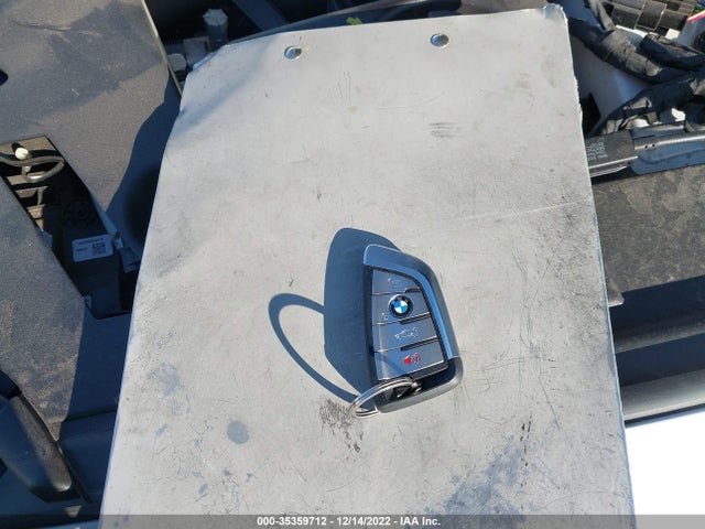 BMW 5 Series 530e 2022 аукцион фото