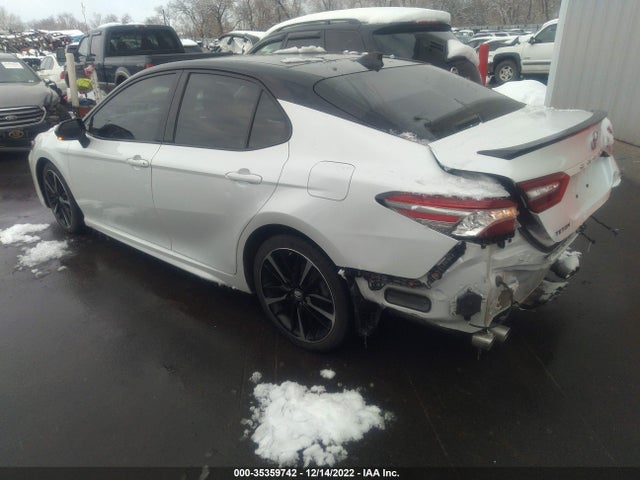 2018 Toyota Camry, VIN: 4T1BZ1HK5JU011687